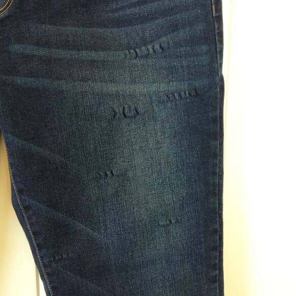 (3/$20) Arizona ultra flex 360-degree stretch skinny jeans - Picture 6 of 13
